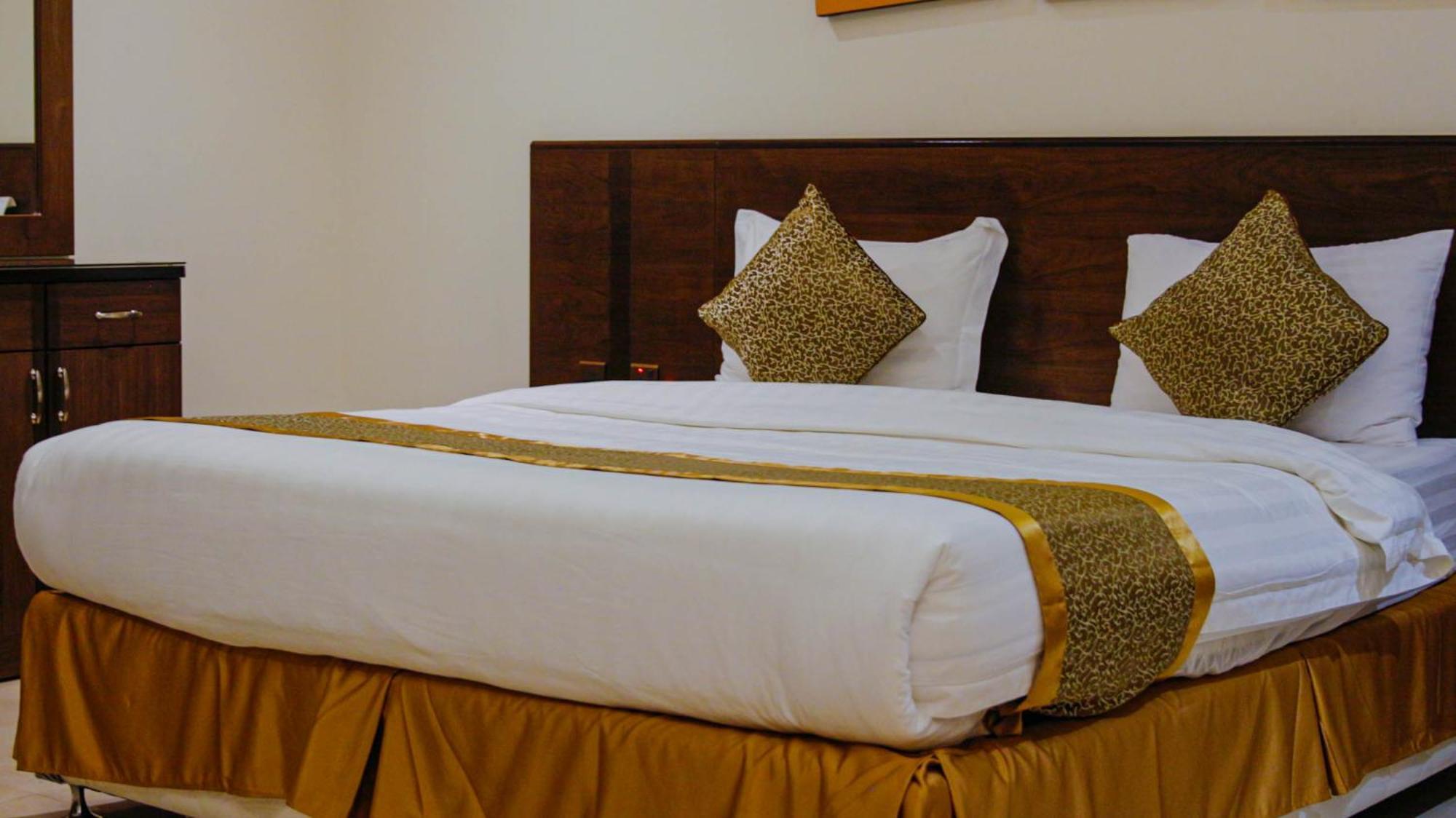 Golden New Hira * Jeddah